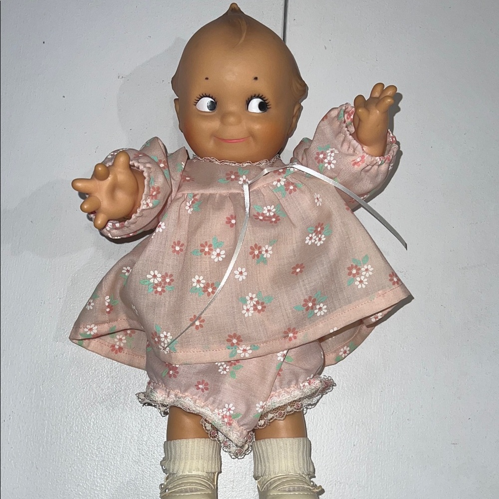 Vintage Cameo Kewpie Doll: 12-inch Vinyl Toy, Posable Arms and legs squeaky toy